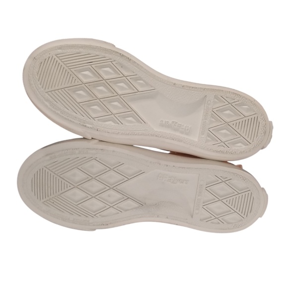 P.F. Flyers Women's Hi Top Sandlot Canvas Sneakers Size 8‎ Women's NWOT - Picture 8 of 11